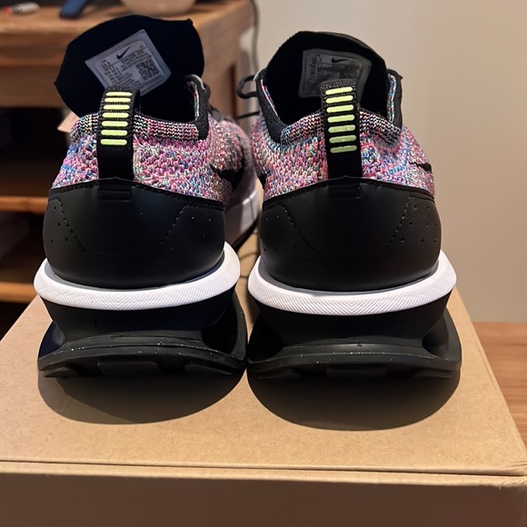 Nike Running Shoes - Picture 6 of 6